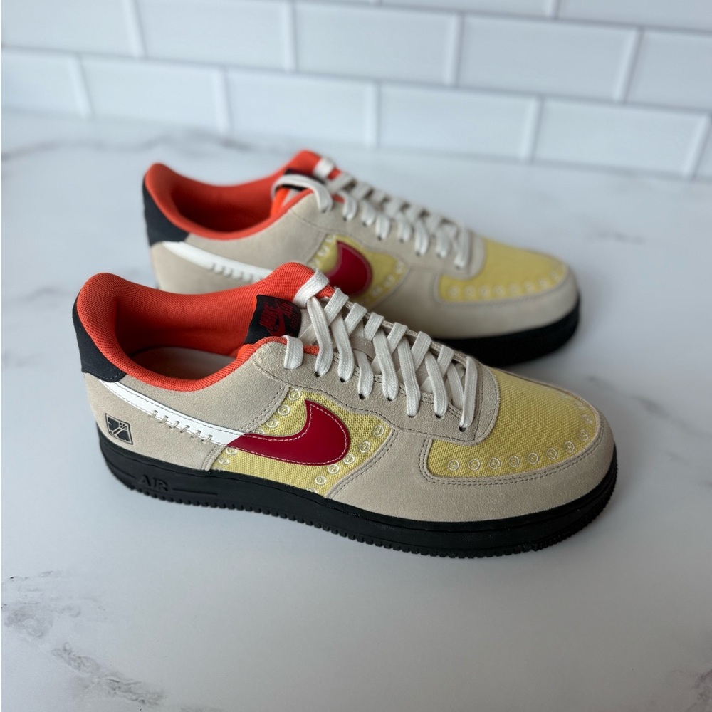 Nike Air Force 1 Low '07 LX
Somos Familia